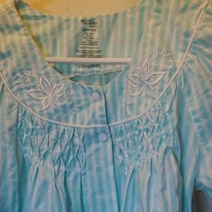 S ch Secret treasures nightgown